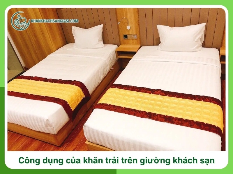 Cong dung cua khan trai tren giuong khach san