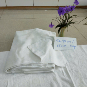 Khăn tắm khách sạn Dệt kim 300gr